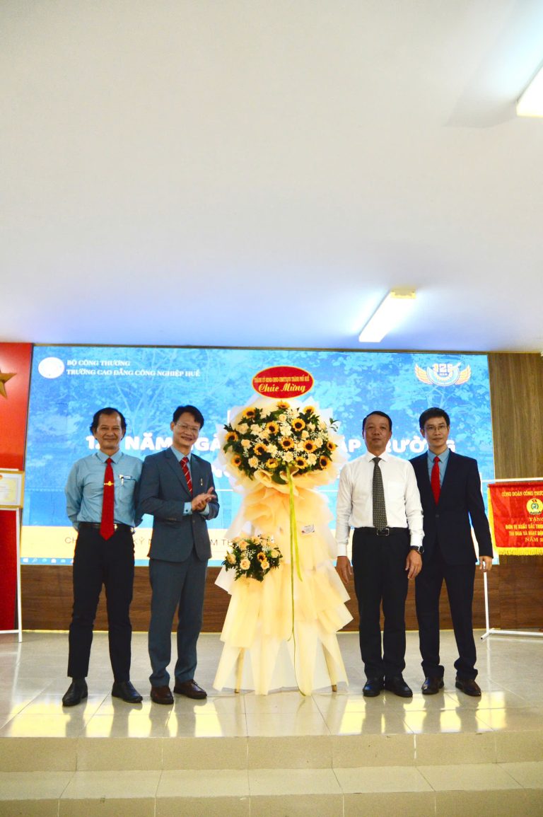 Chào mừng Kỷ niệm 125 năm thành lập Trường Cao đẳng Công nghiệp Huế (12/9/1899 -12/9/2024)