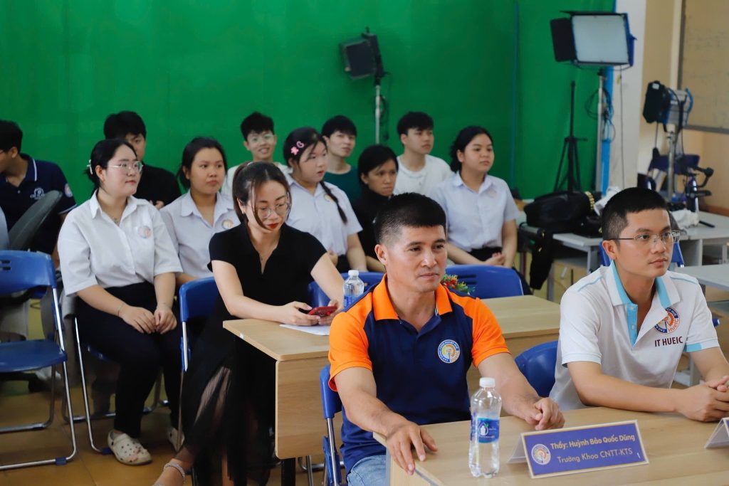 Cuộc thi video clip - Khoa CNTT-KTS Cao đẳng công nghiệp Huế